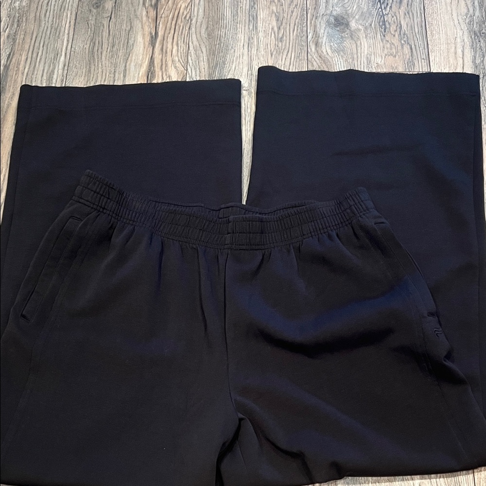 Fabletics Women’s wide leg lounge pants